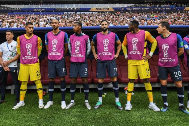 但如今他在 但如今他在